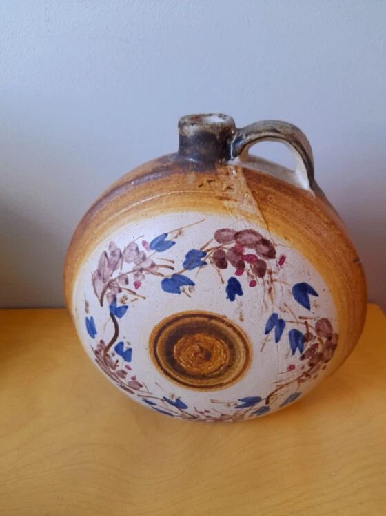 Ceramic vase