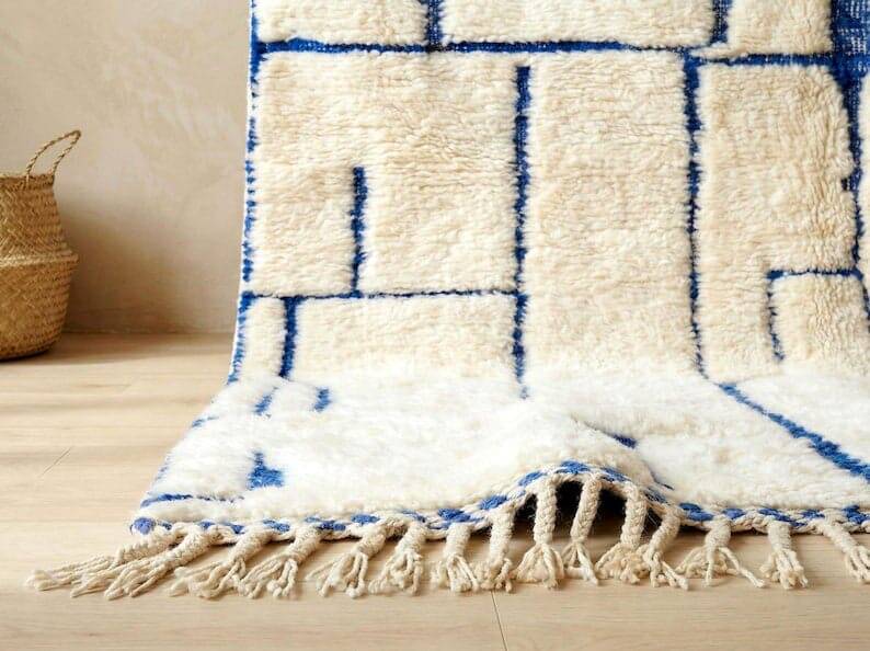 Traditional handmade Berber rug size 2/3 m
