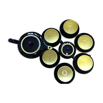 Villeroy tea or coffee service and yellow and black Orlean boch