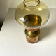Bougeoir en laiton et verre de couleur ambre
