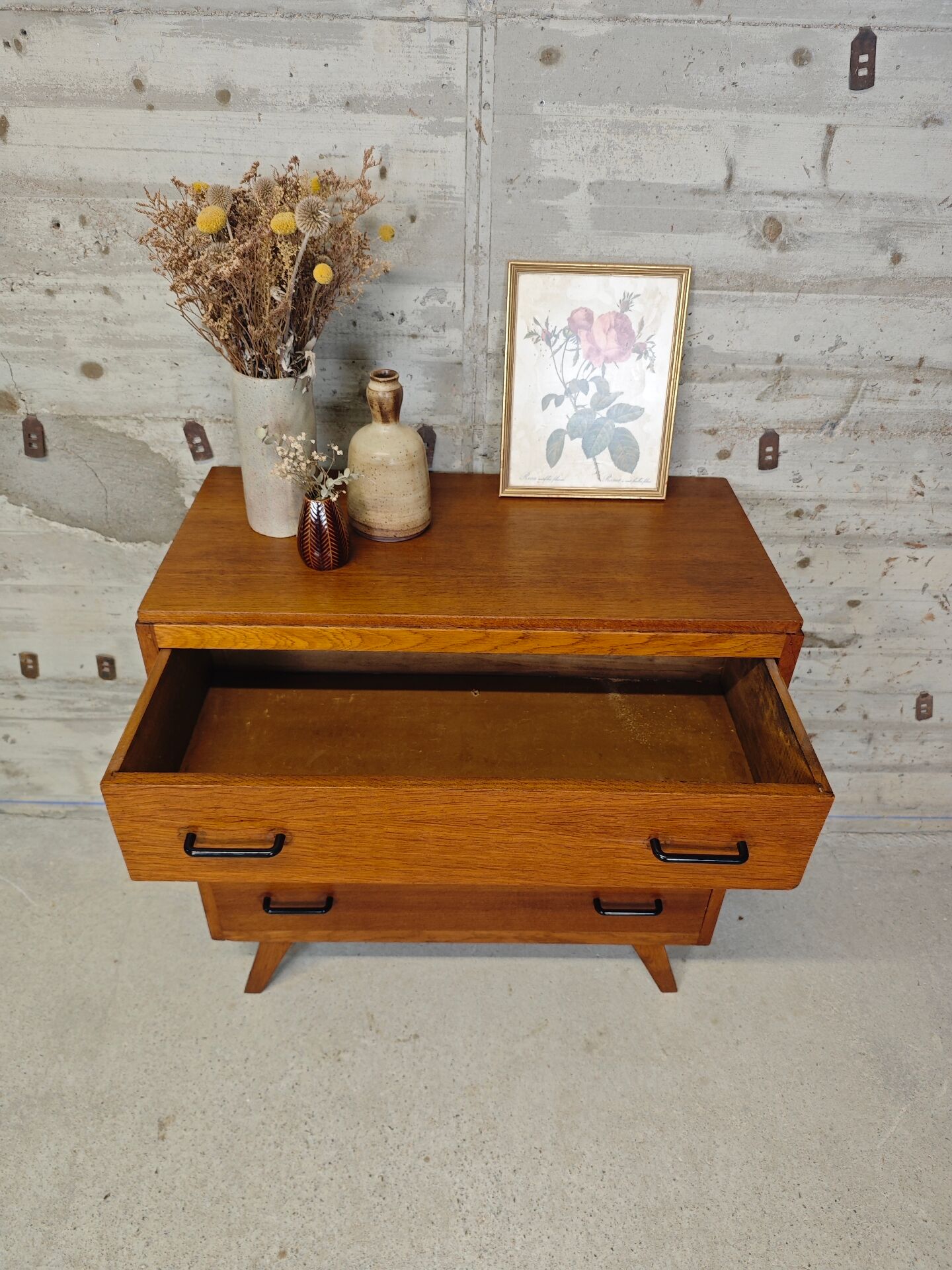 Vintage chest of drawers