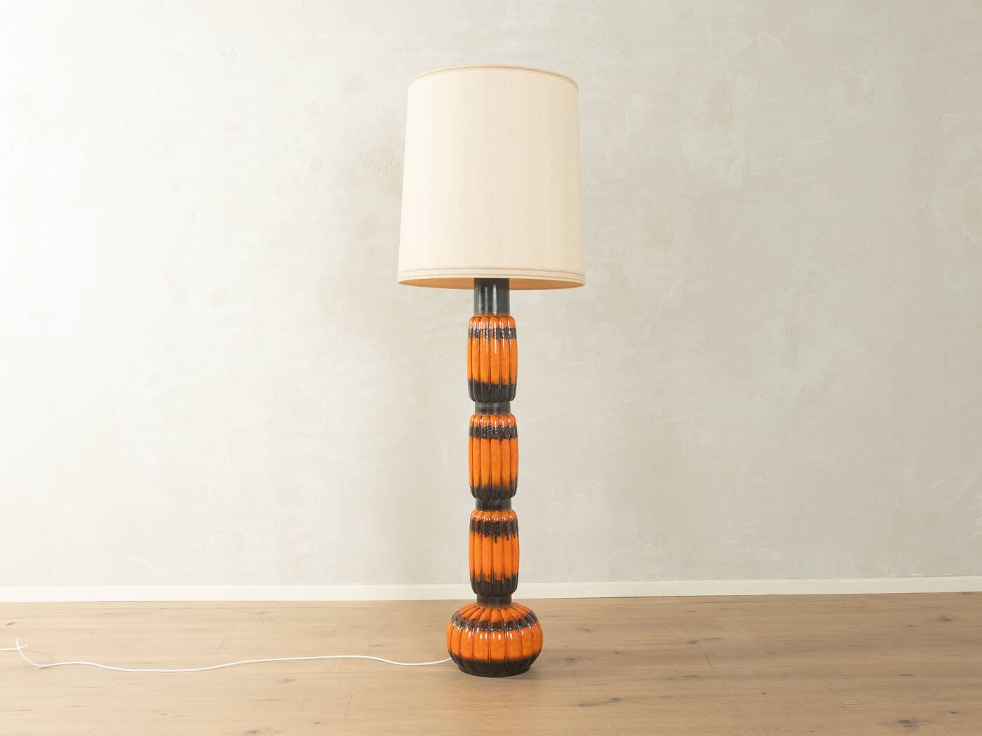 Lampe sur pied exclusive de Kaiser Leuchten des années 1960.