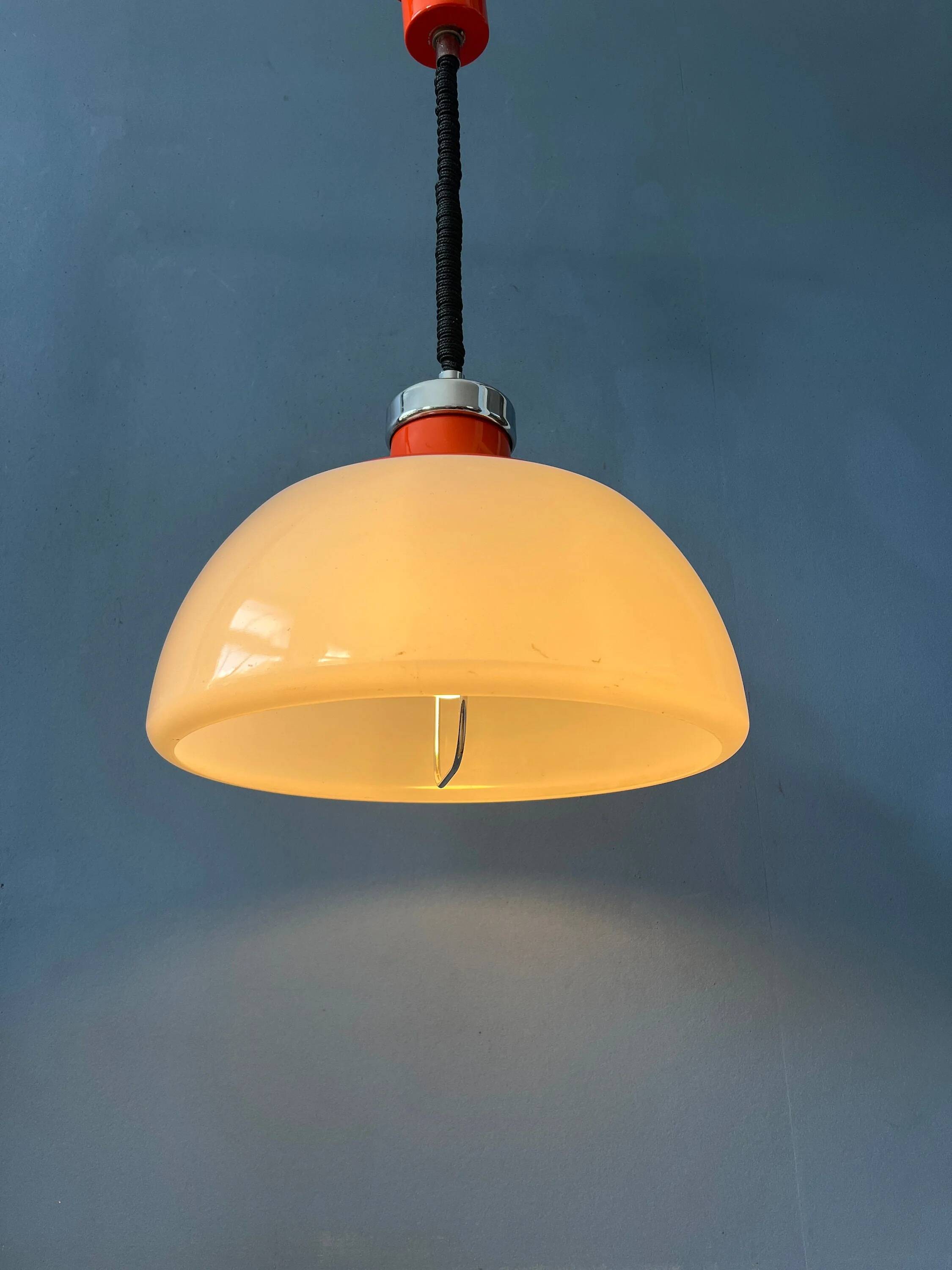 Suspension Space Age massive in white plexiglass Mid-Century with a red top cap.