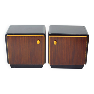 Tables de chevet de style mid-century avec plateaux en verre, Tchécoslovaquie, années 1960.