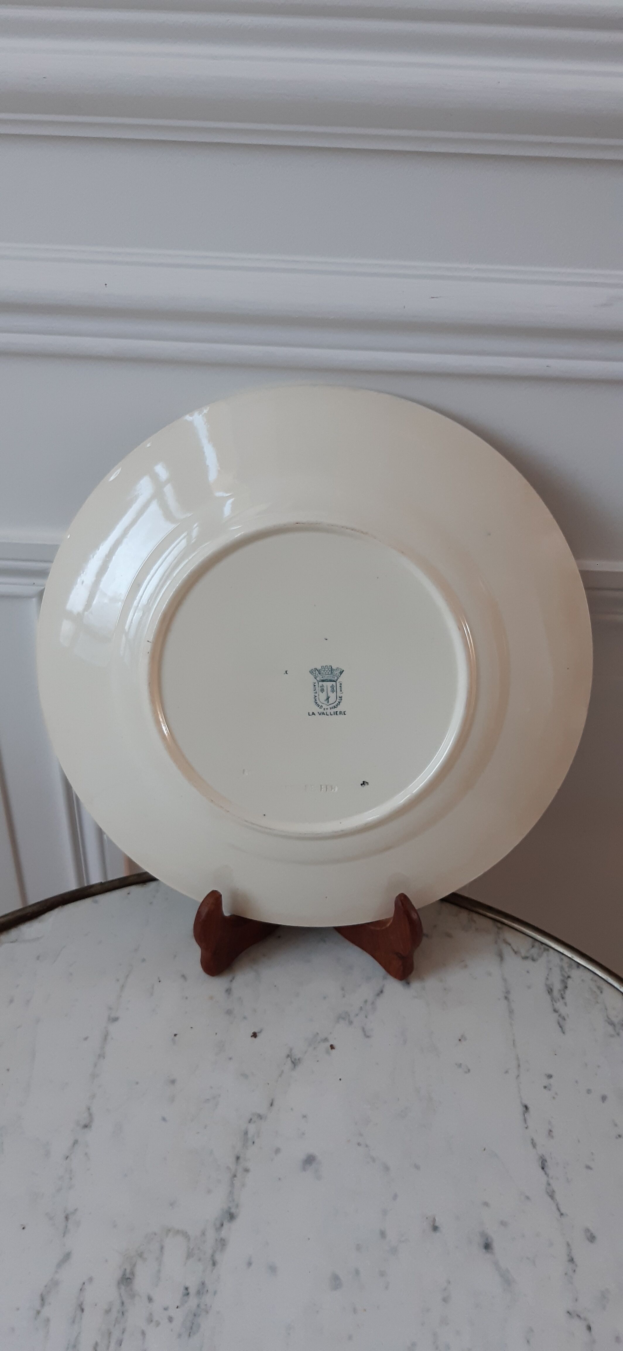 Round dish Terre de Fer Saint-Amand La Vallière XIXth