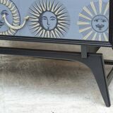Chest of drawers in the style of Piero FORNASETTI