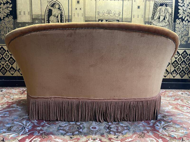 Sofa - Napoleon III toad bench in GOLD velvet