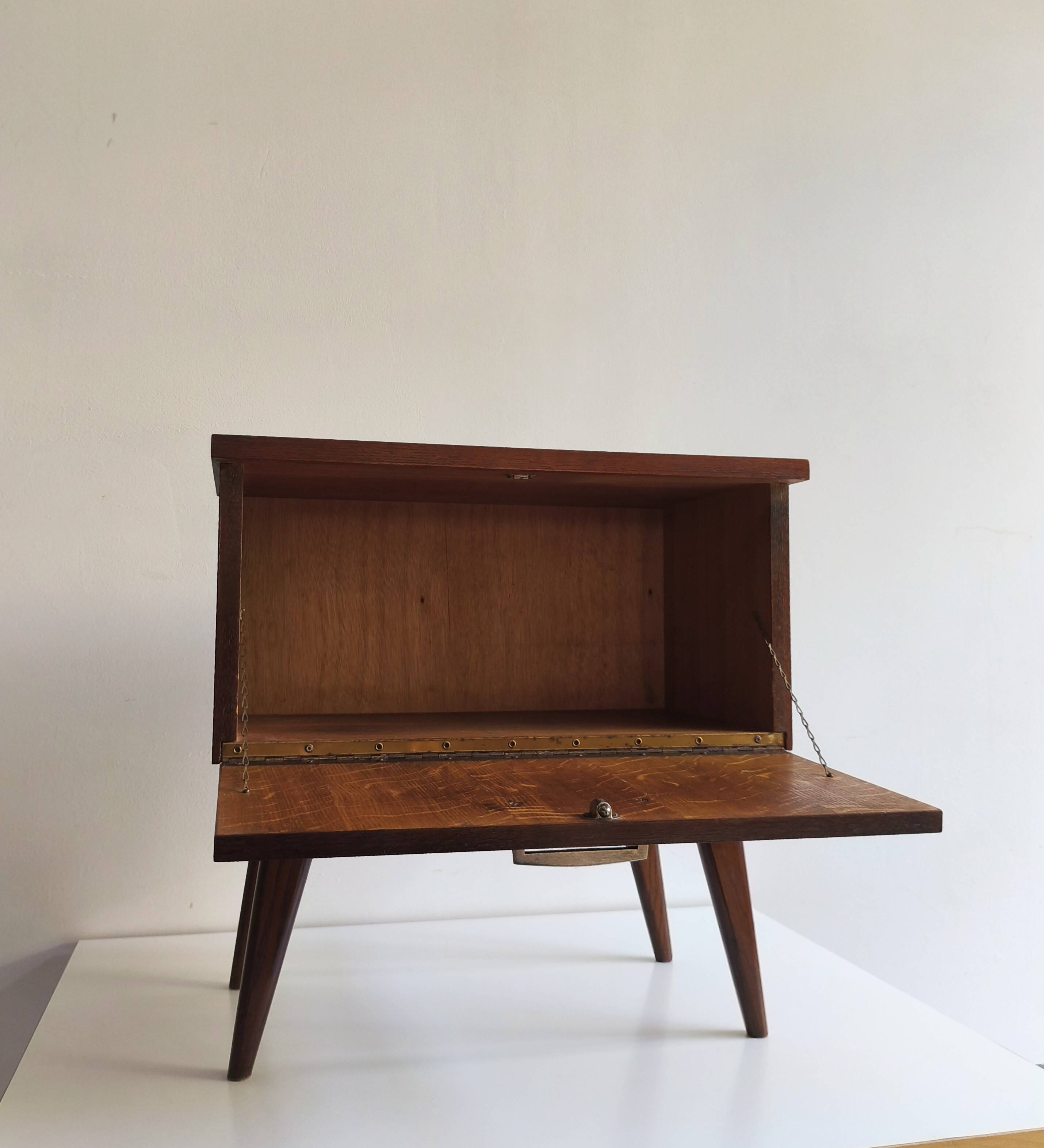 Vintage side table with compass legs