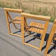 4 chaises pliantes par Aldo Jacober