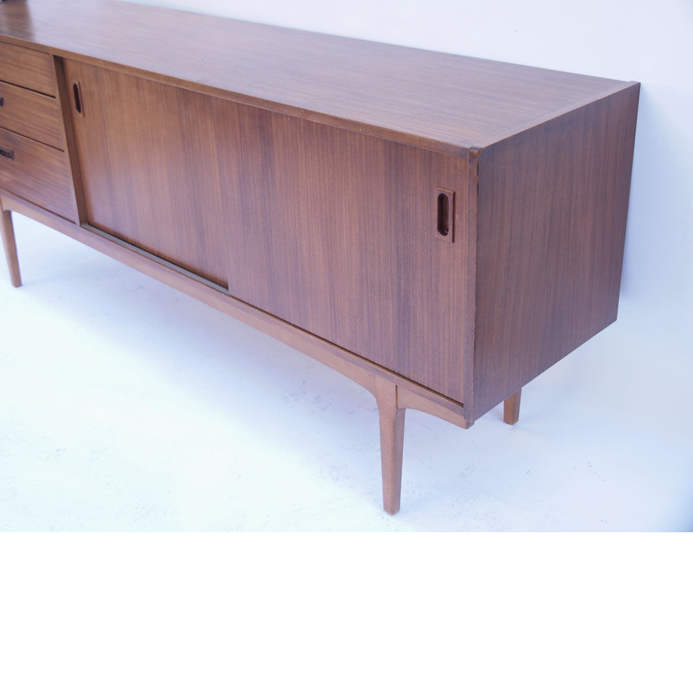 Vintage Scandinavian row Nathan