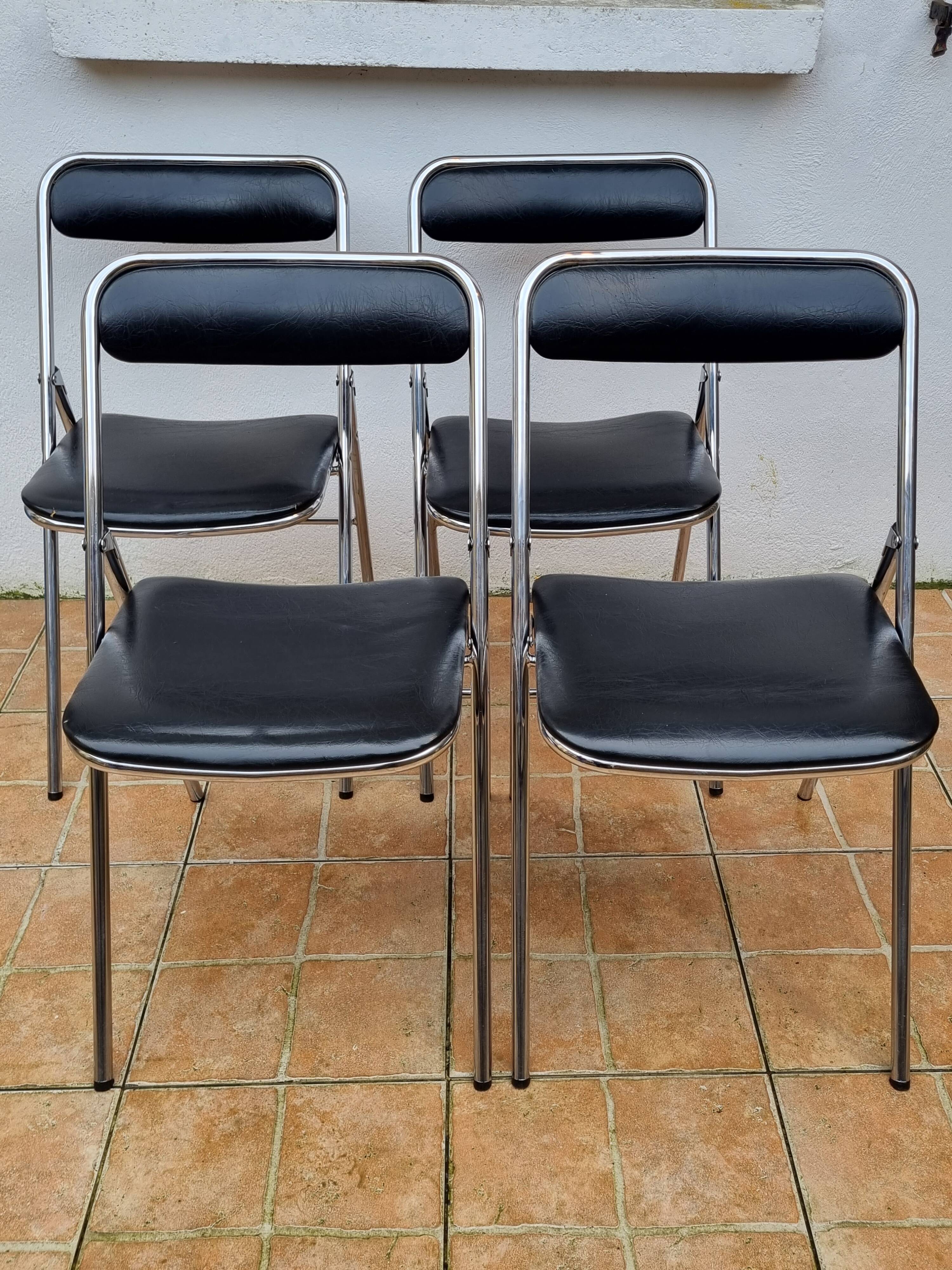 Set of 4 vintage folding chairs Plichaise Souvignet 70s