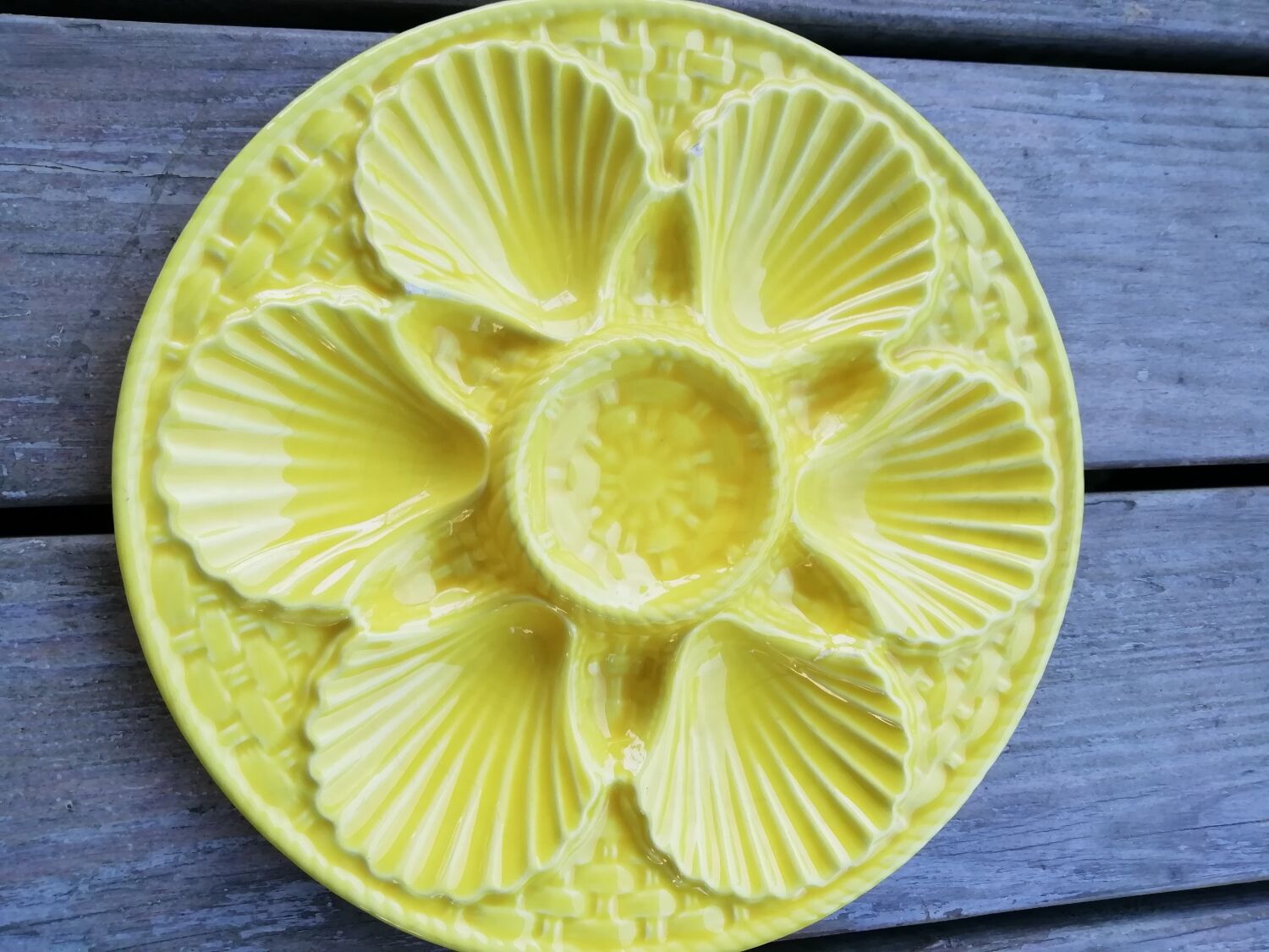 Series of oyster plates