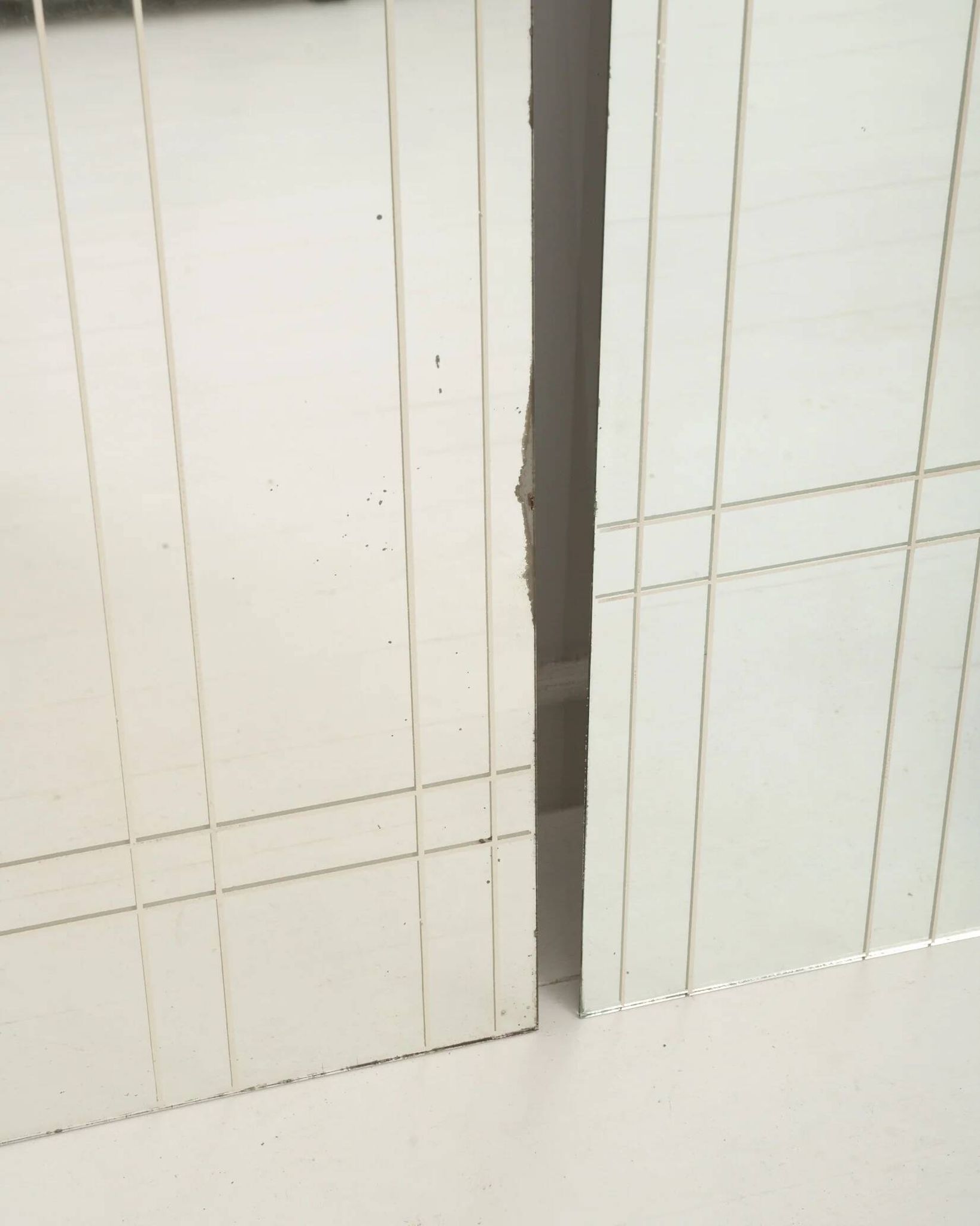 Miroir à motif quadrillé, 1970s