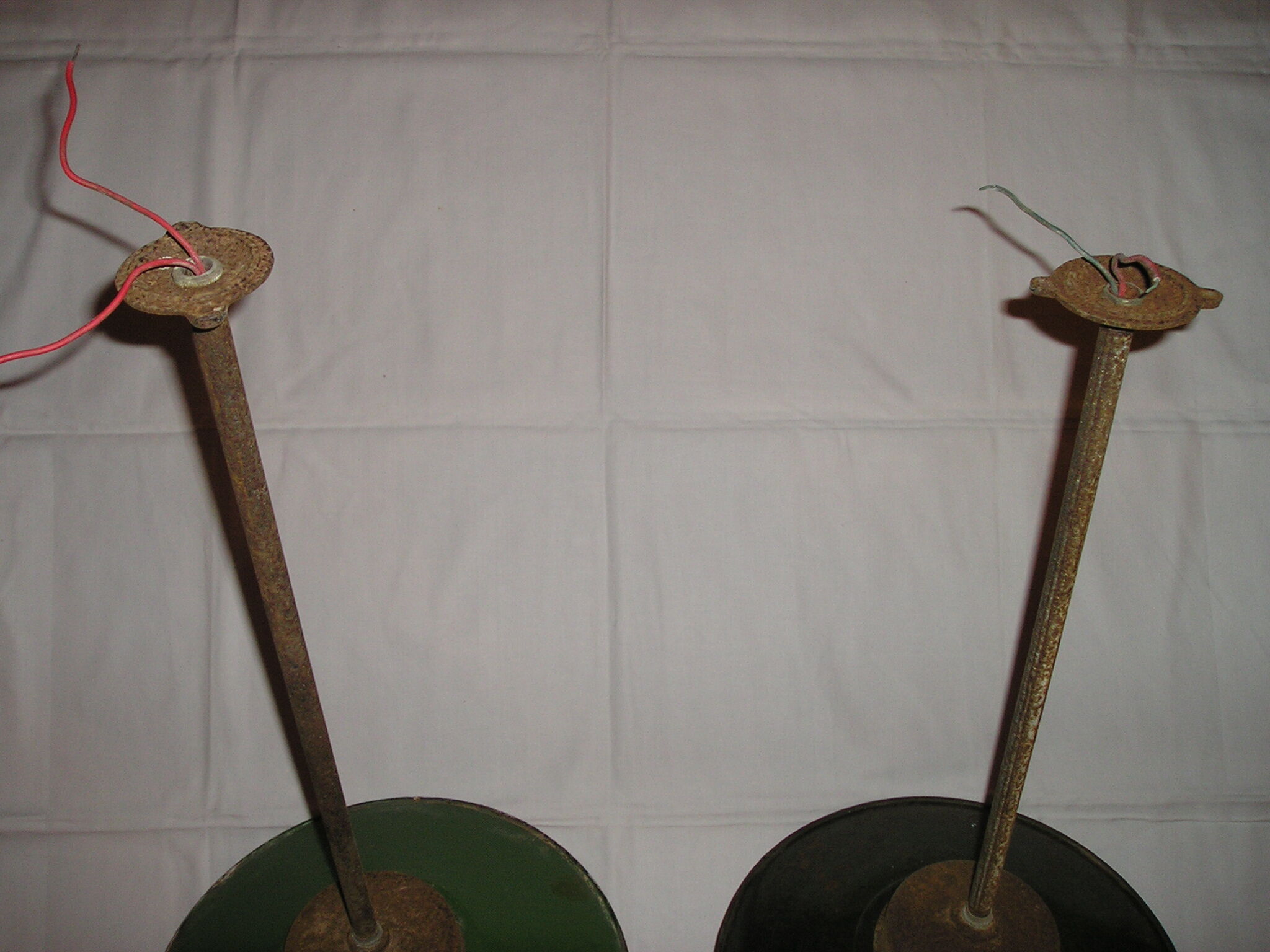 Set of 2 industrial metal enamelled sheet metal pendant lights