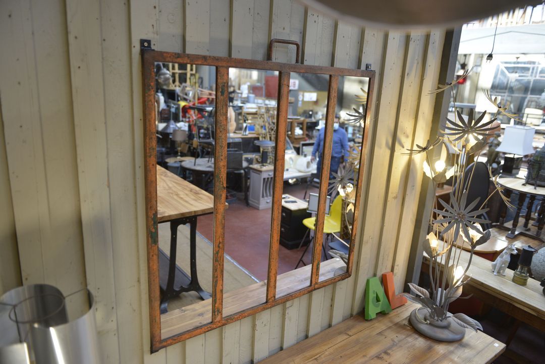 Metal industrial window mirror 102x108cm