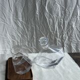 Small geometric carafe with diamond-shaped stopper and its 4 glasses