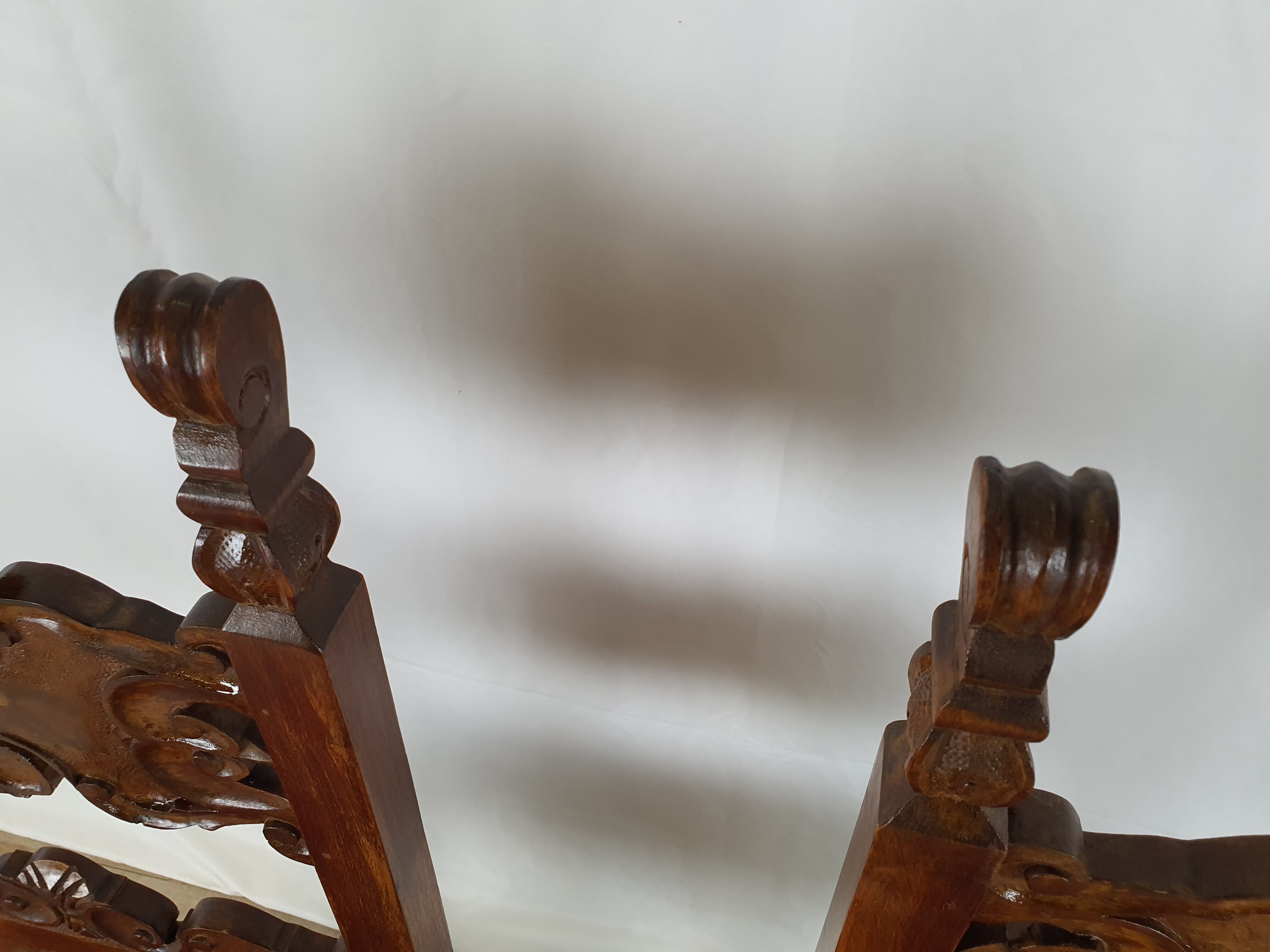 Pair of Renaissance chairs from the early 1900s