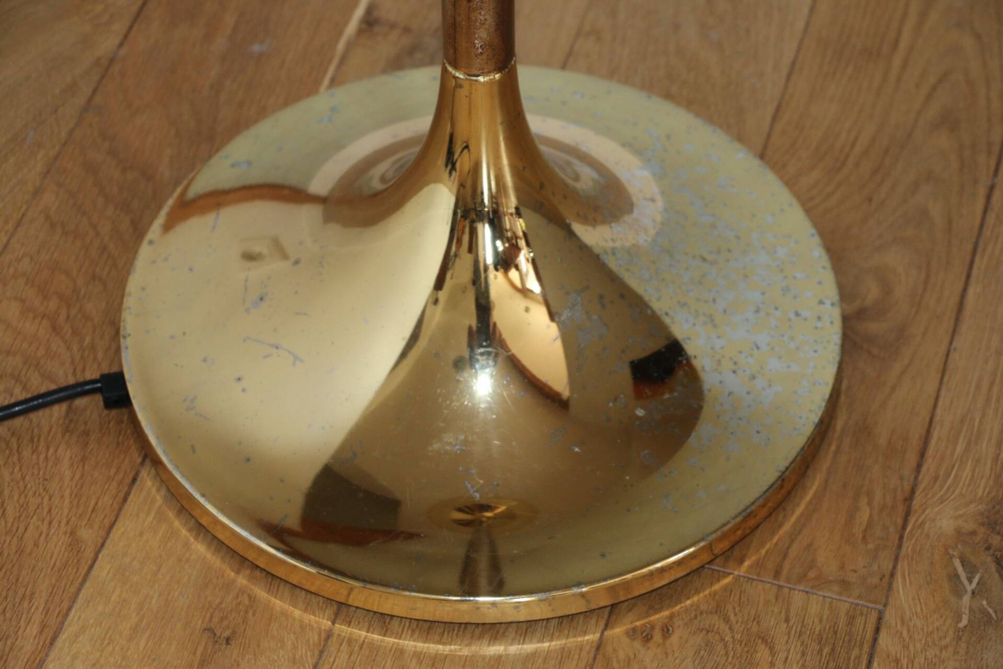 Guzzini floor lamp 1970