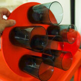 Lemonade glasses with magnetized tray, 70s' vintage