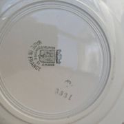 10 dessert plates Saint Amand Amandinoise frilled with orange and black flowers.
