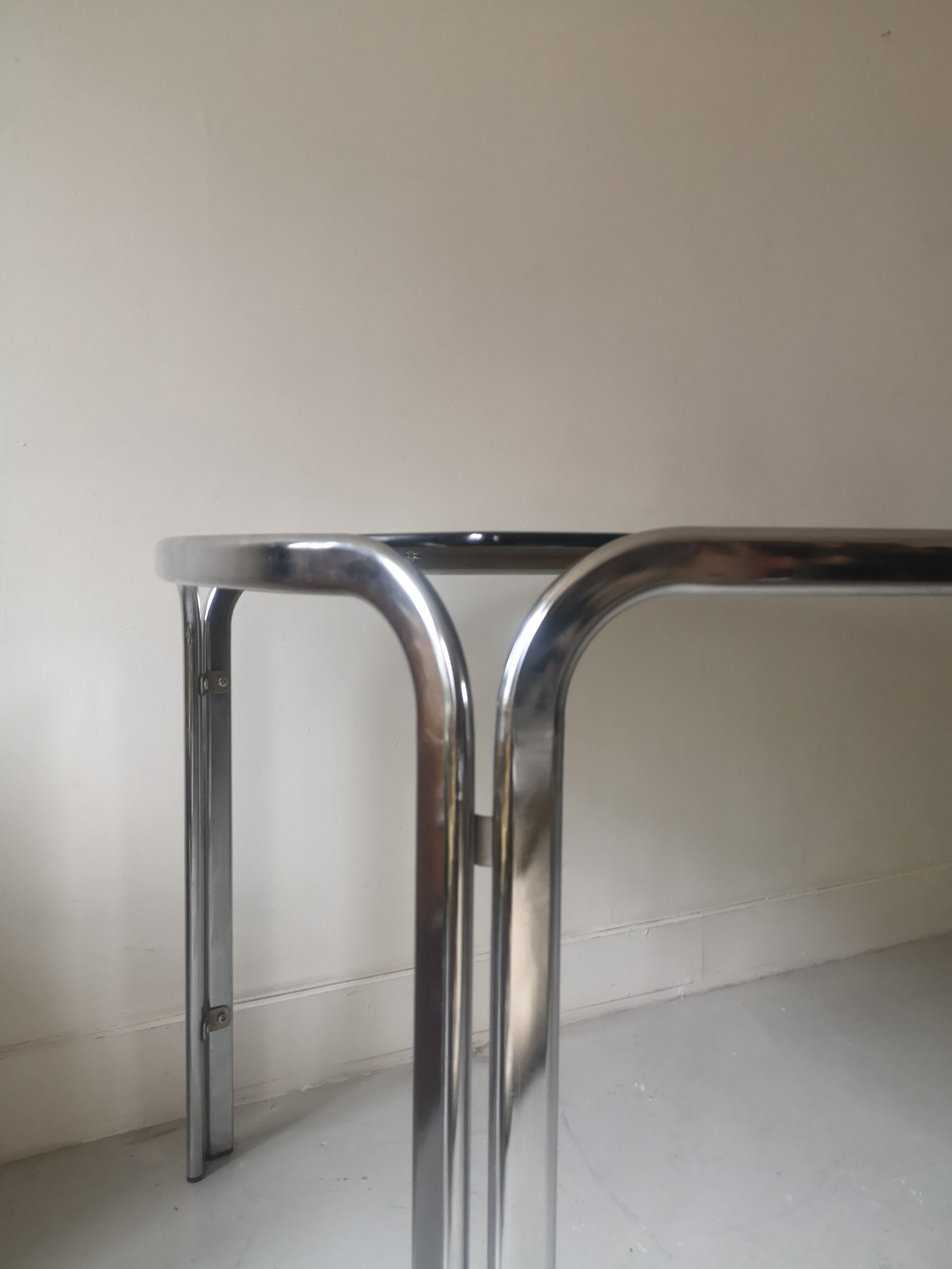 Dining table in chrome smoked glass, design 1970