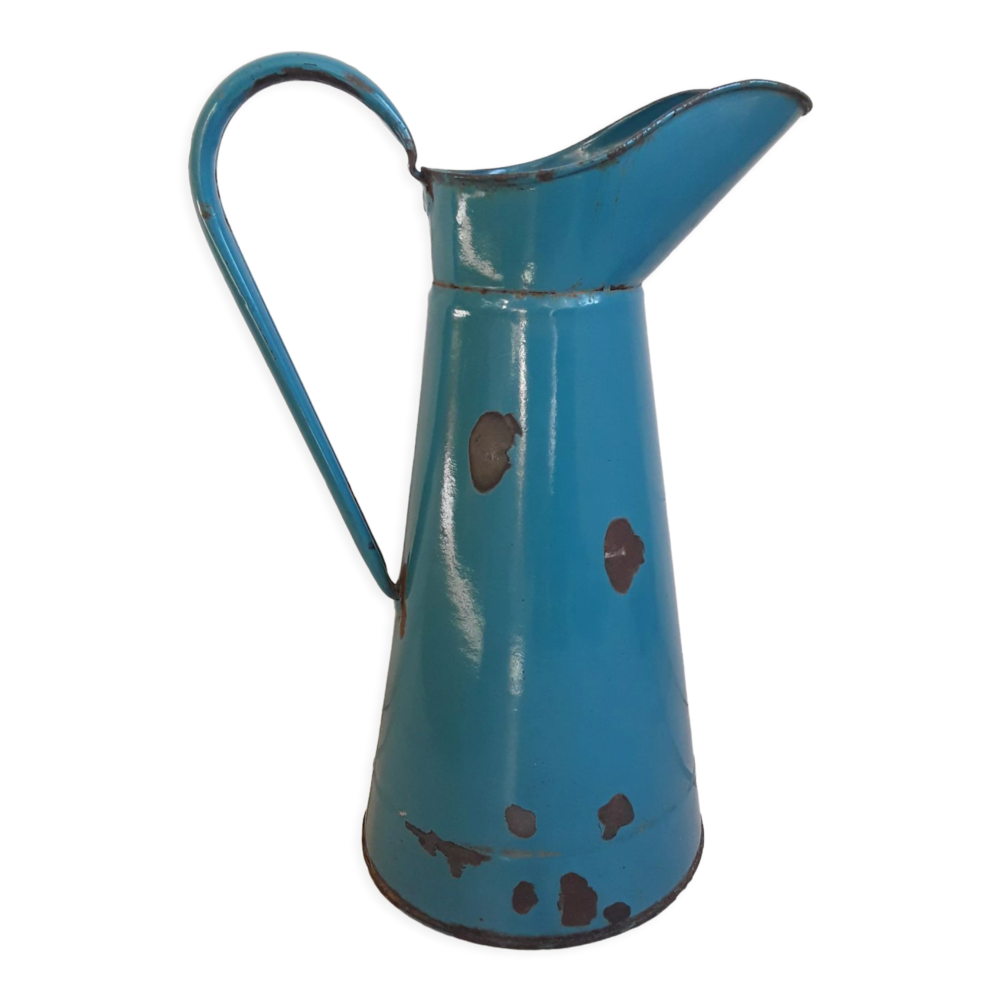 Enamelled sheet metal pitcher