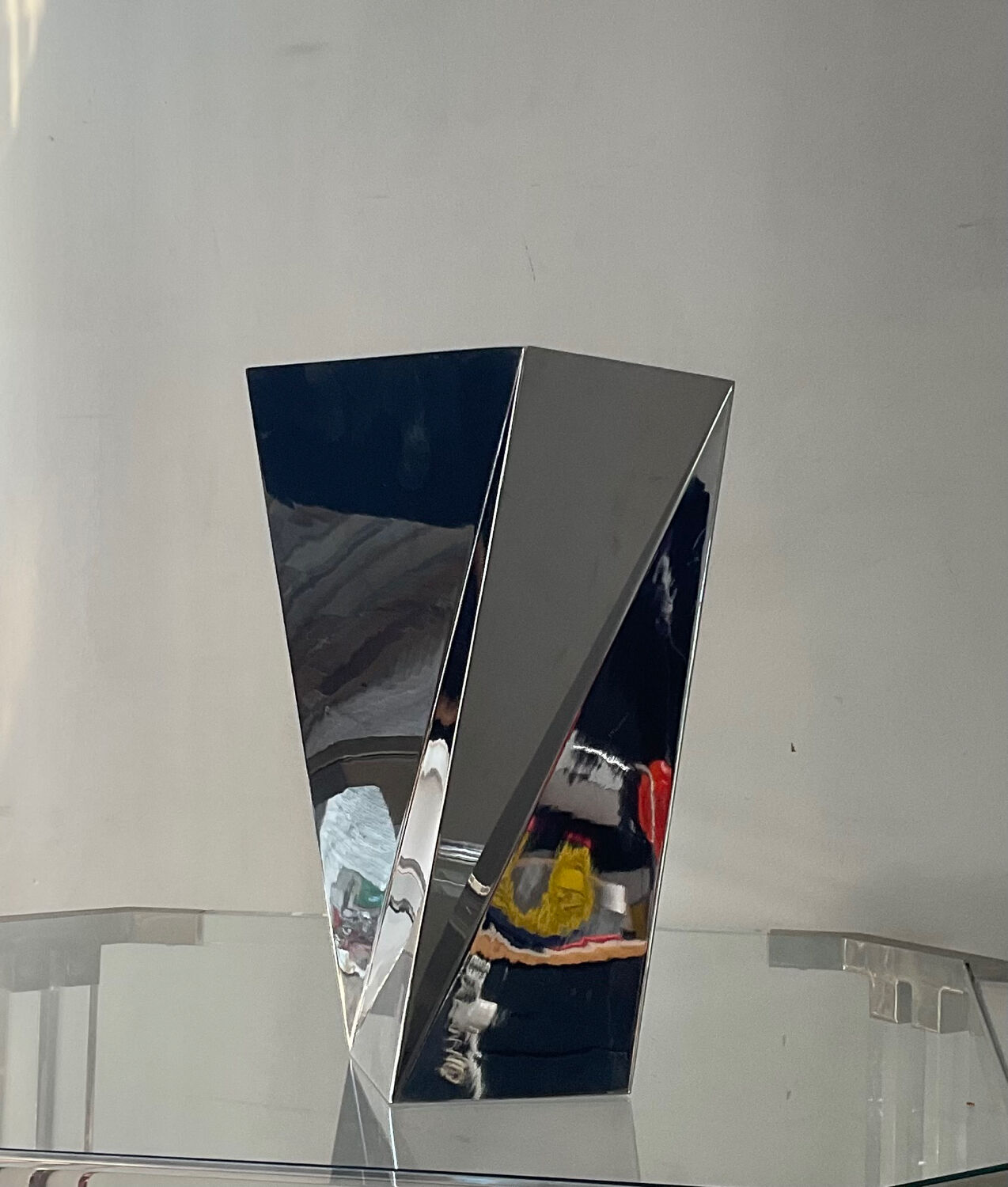 Decorative stainless steel vase