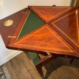 Handkerchief game table