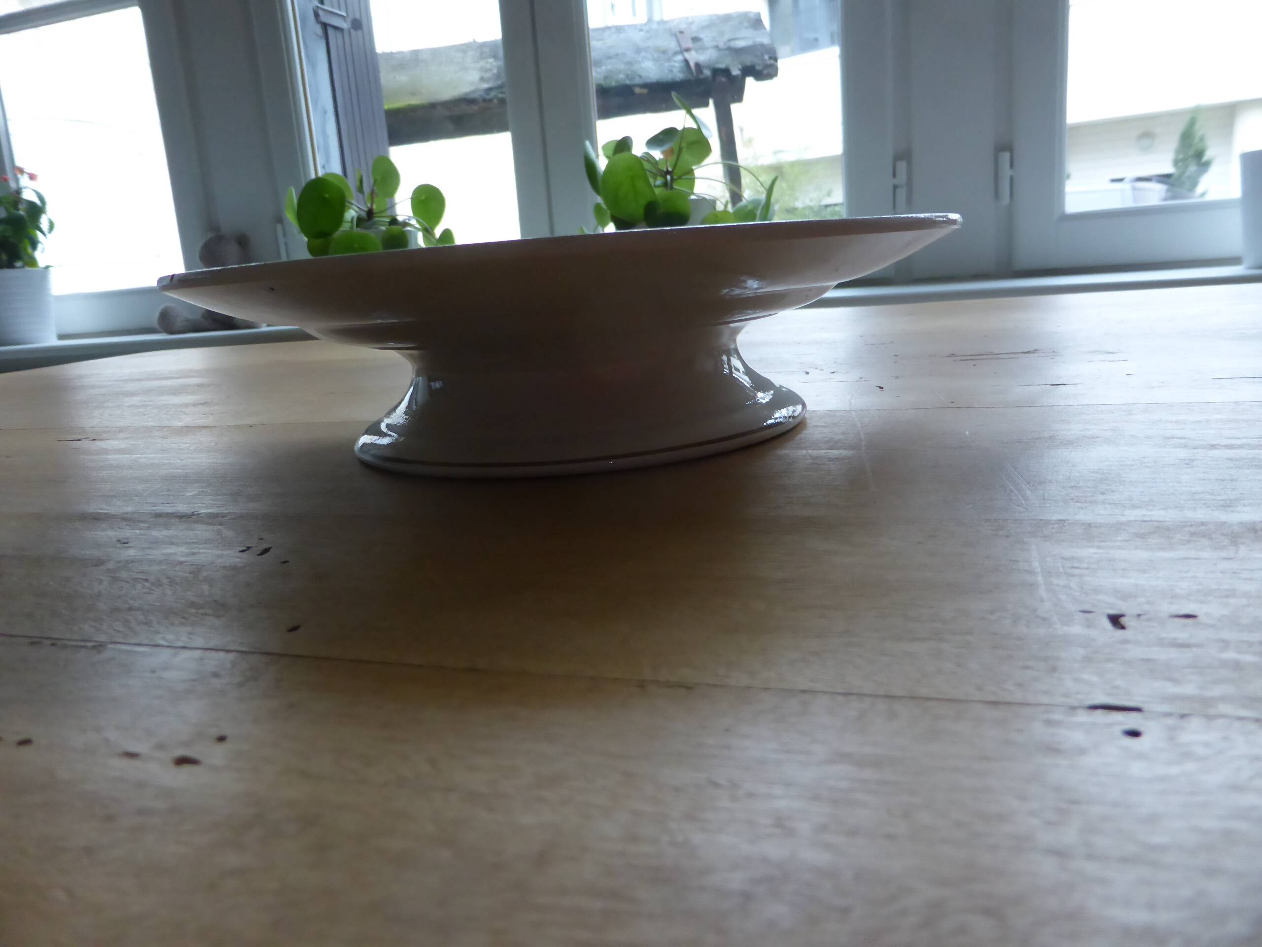 Dish servant on pedestal compote St Amand 200136