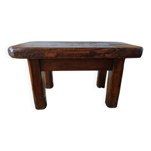 Table basse brutaliste