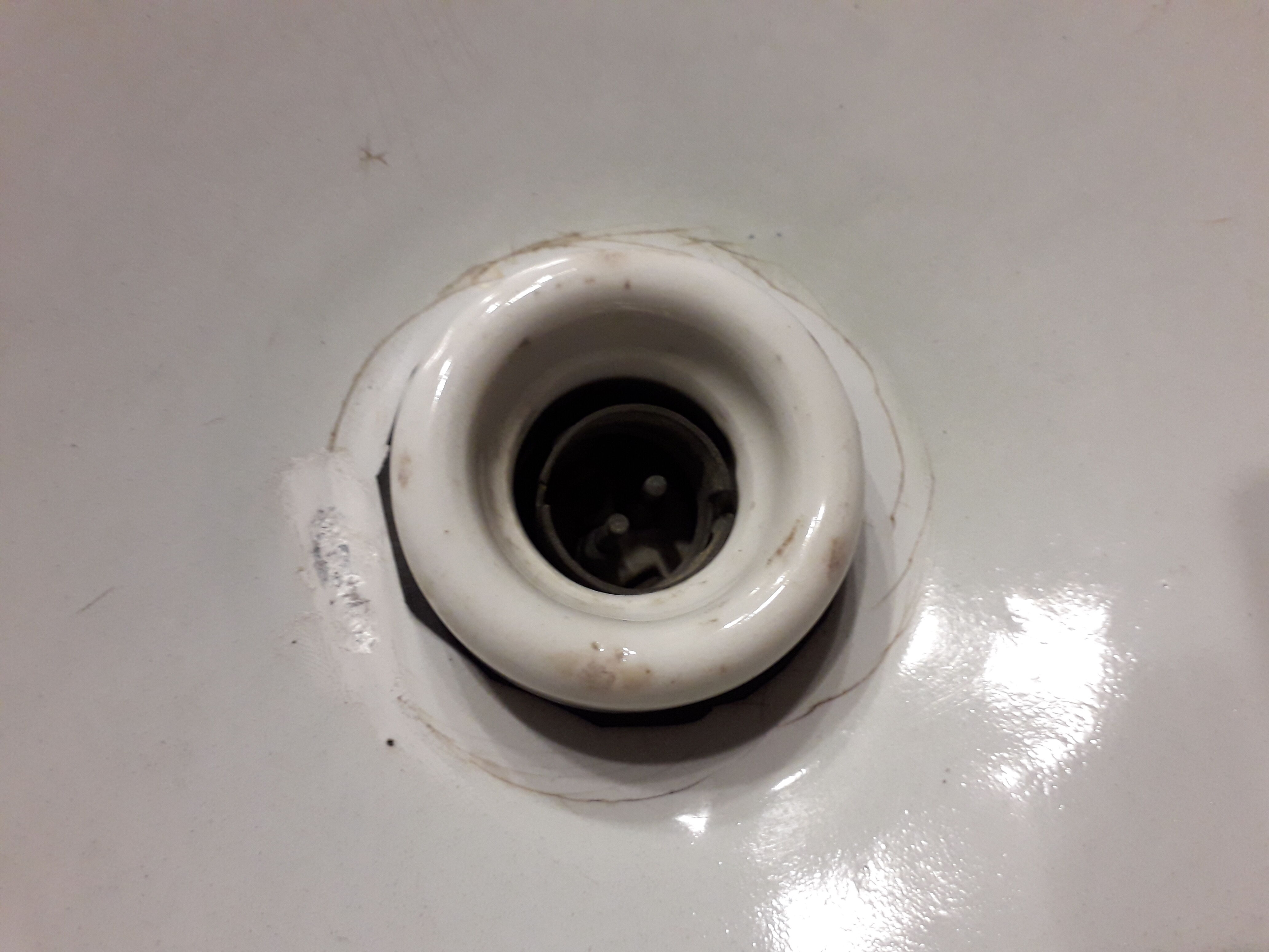 Industrial hanging enamelled green