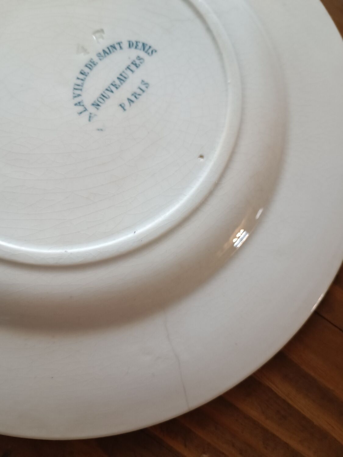 4 plates iron earth Gien model Ducks