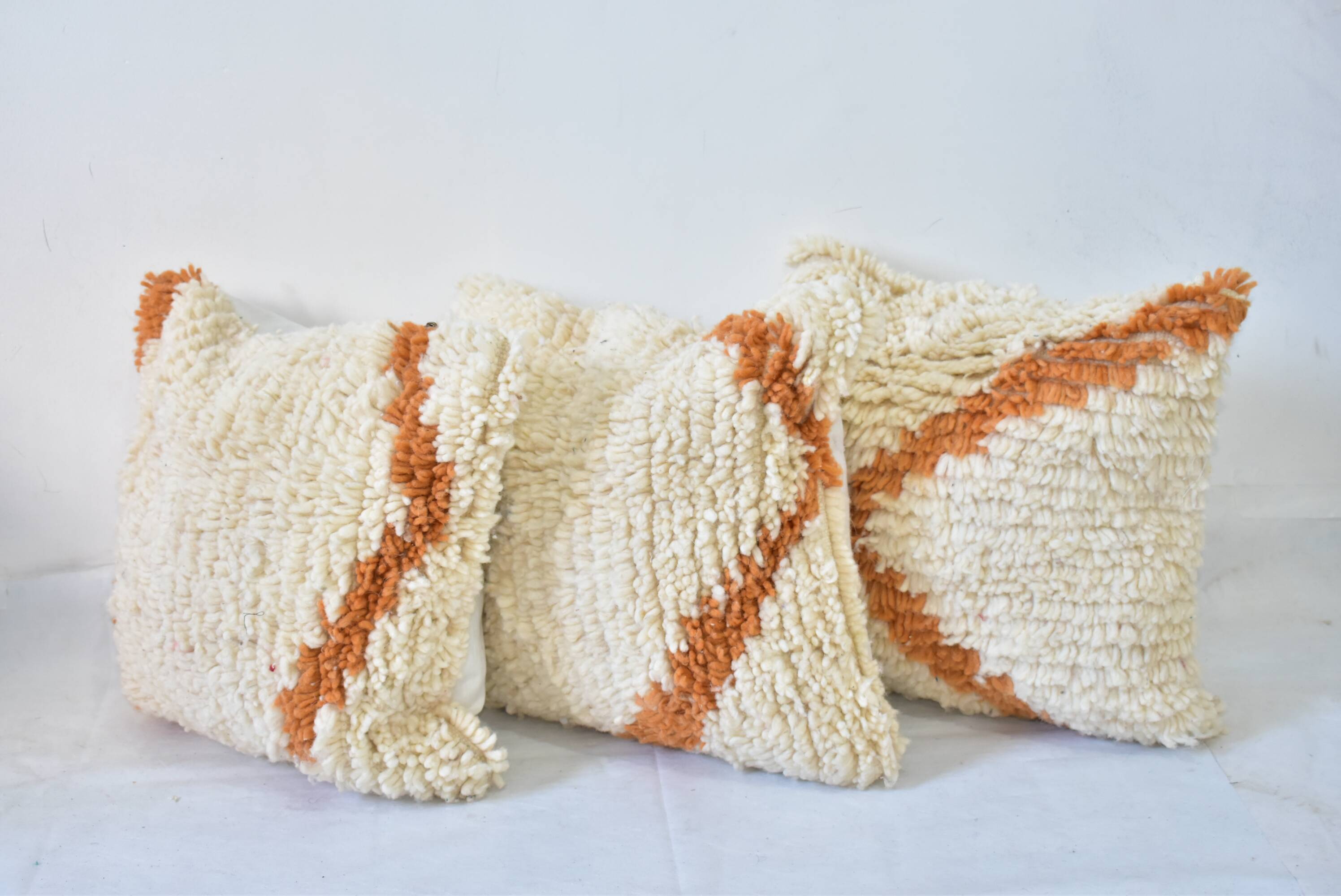 Coussin marocain berbèrefait main 39 x 39 cm