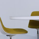 Dining set by Charles et Ray Eames for Herman Miller, 1970