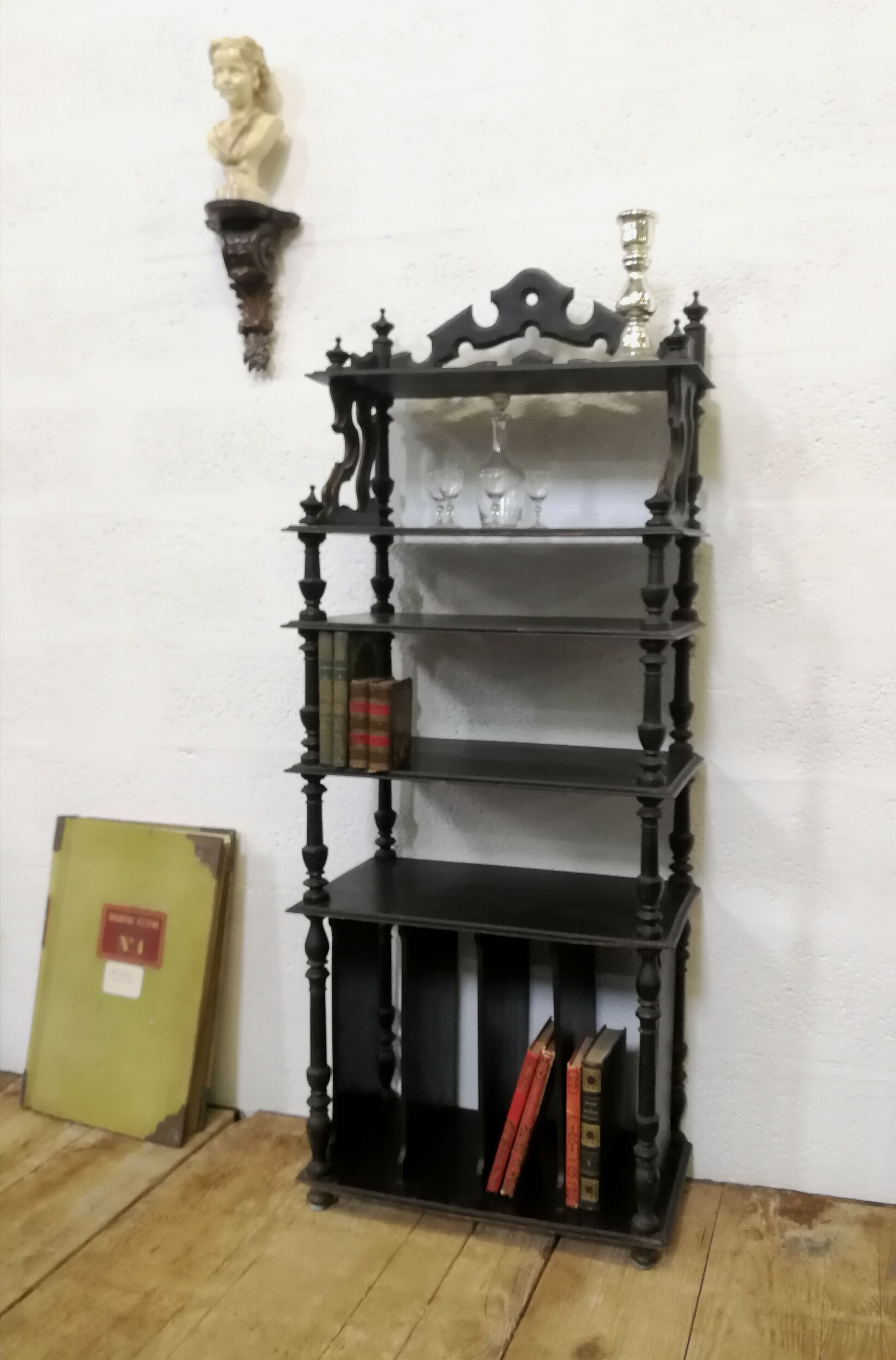 Music shelf Napoleon 3