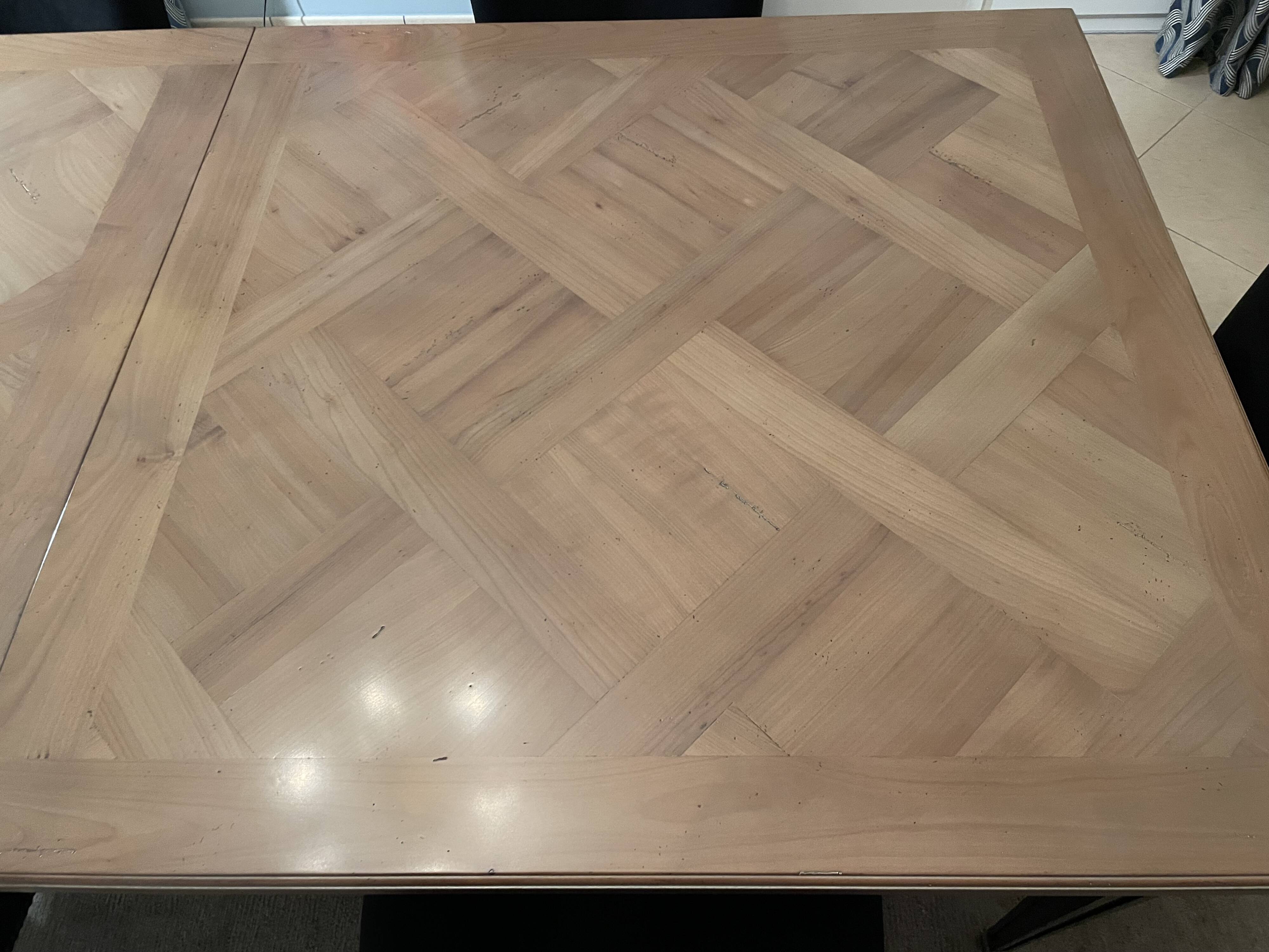 Table salle à manger Bellecour Roche Bobois