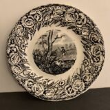 Dessert plate on partridge hunting, Gien 19th century