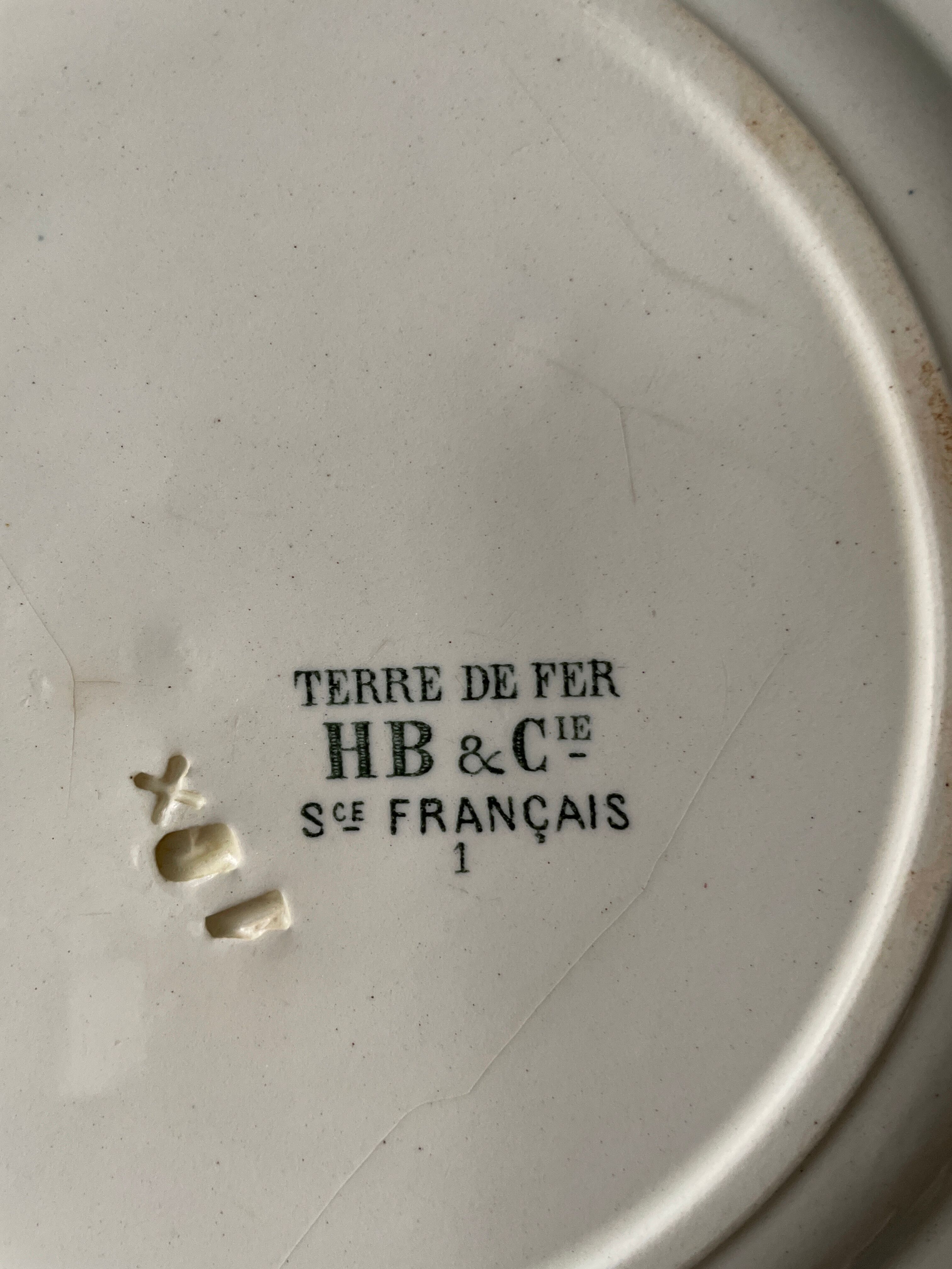 Set of 9 flat plates Terre de Fer XIXth Grand Dépôt E.Bourgeois