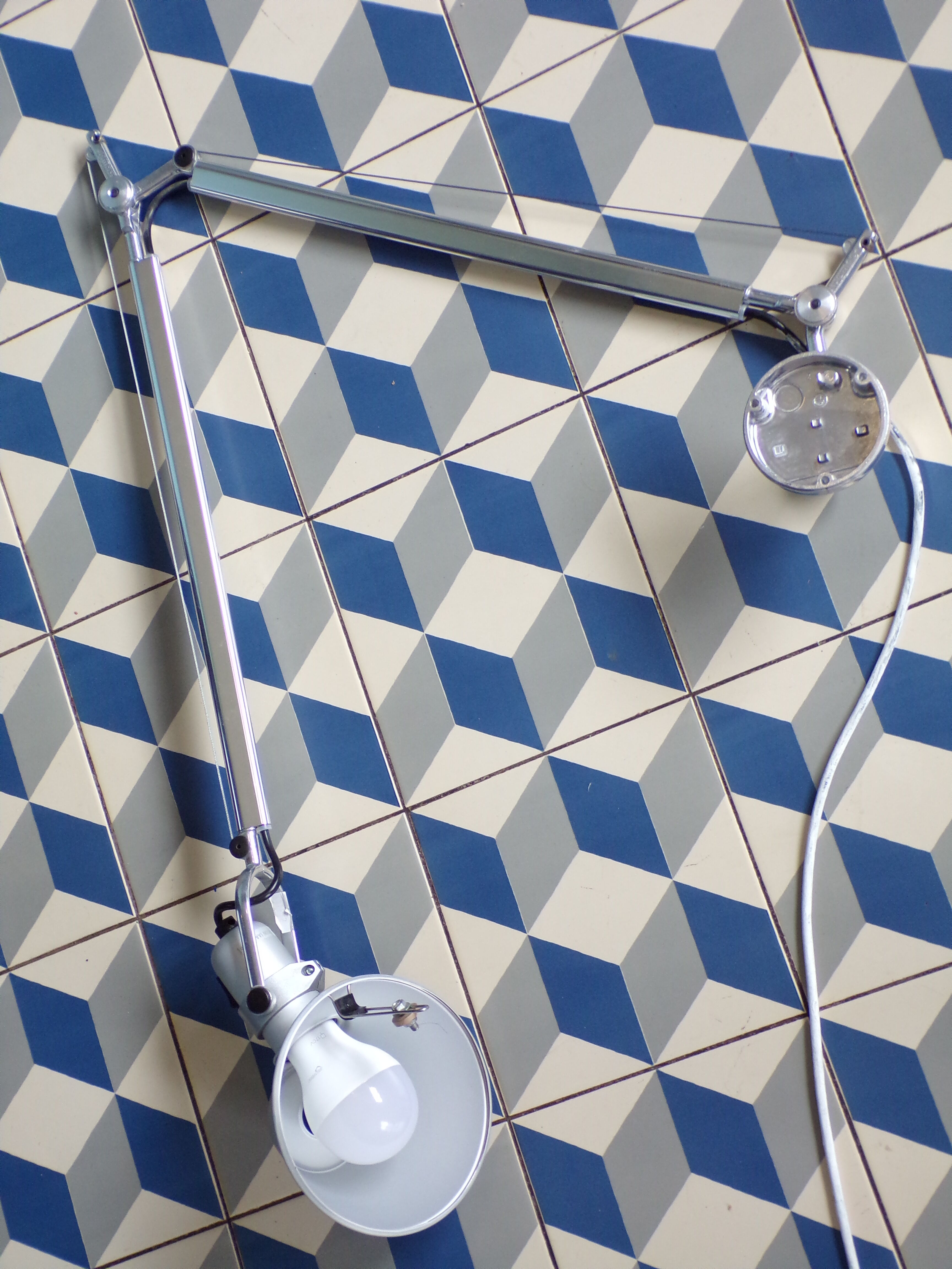 Articulated wall lamp Tolomeo parete by Michele de Lucchi, Artemide