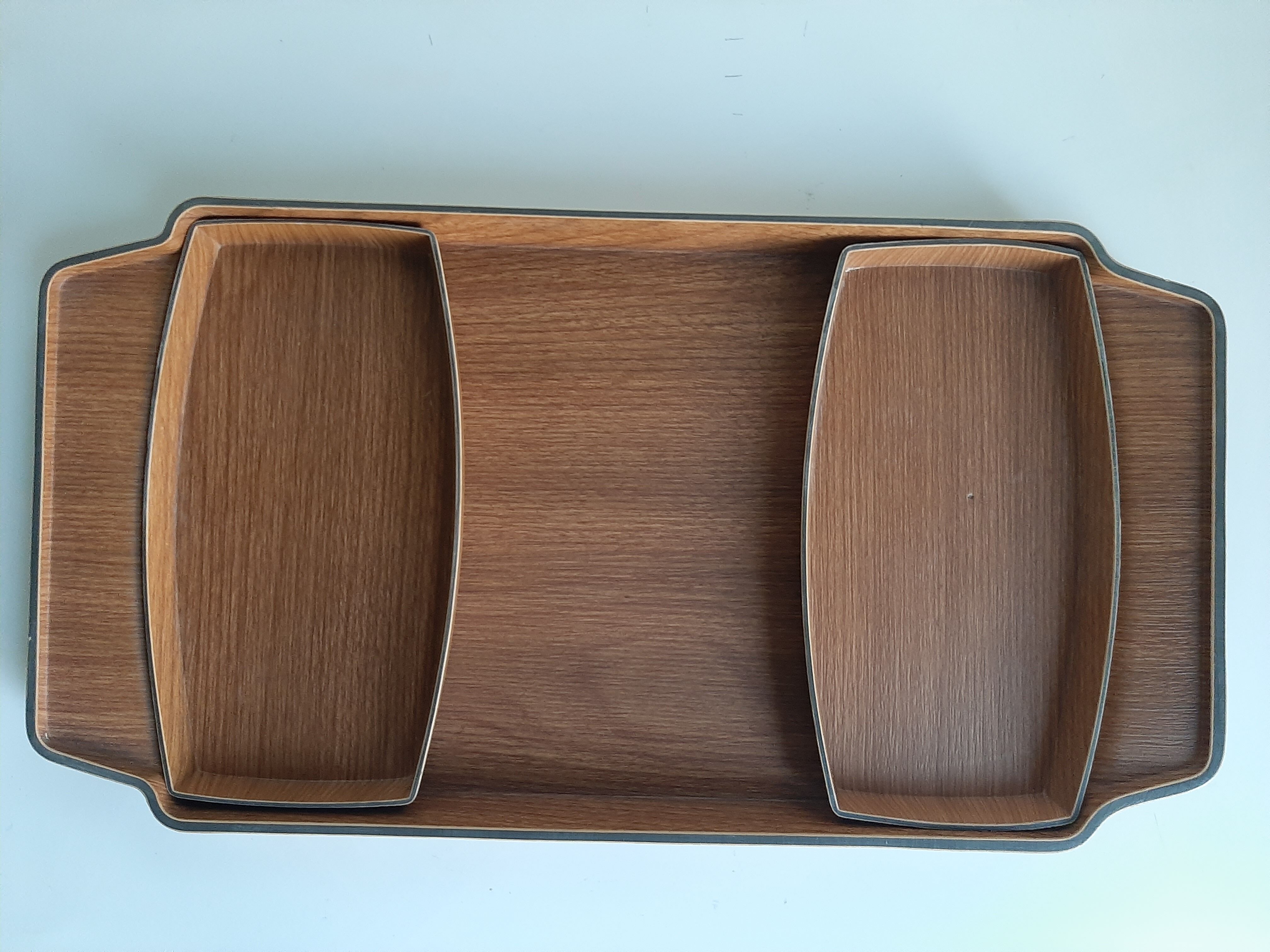 3 vintage trays