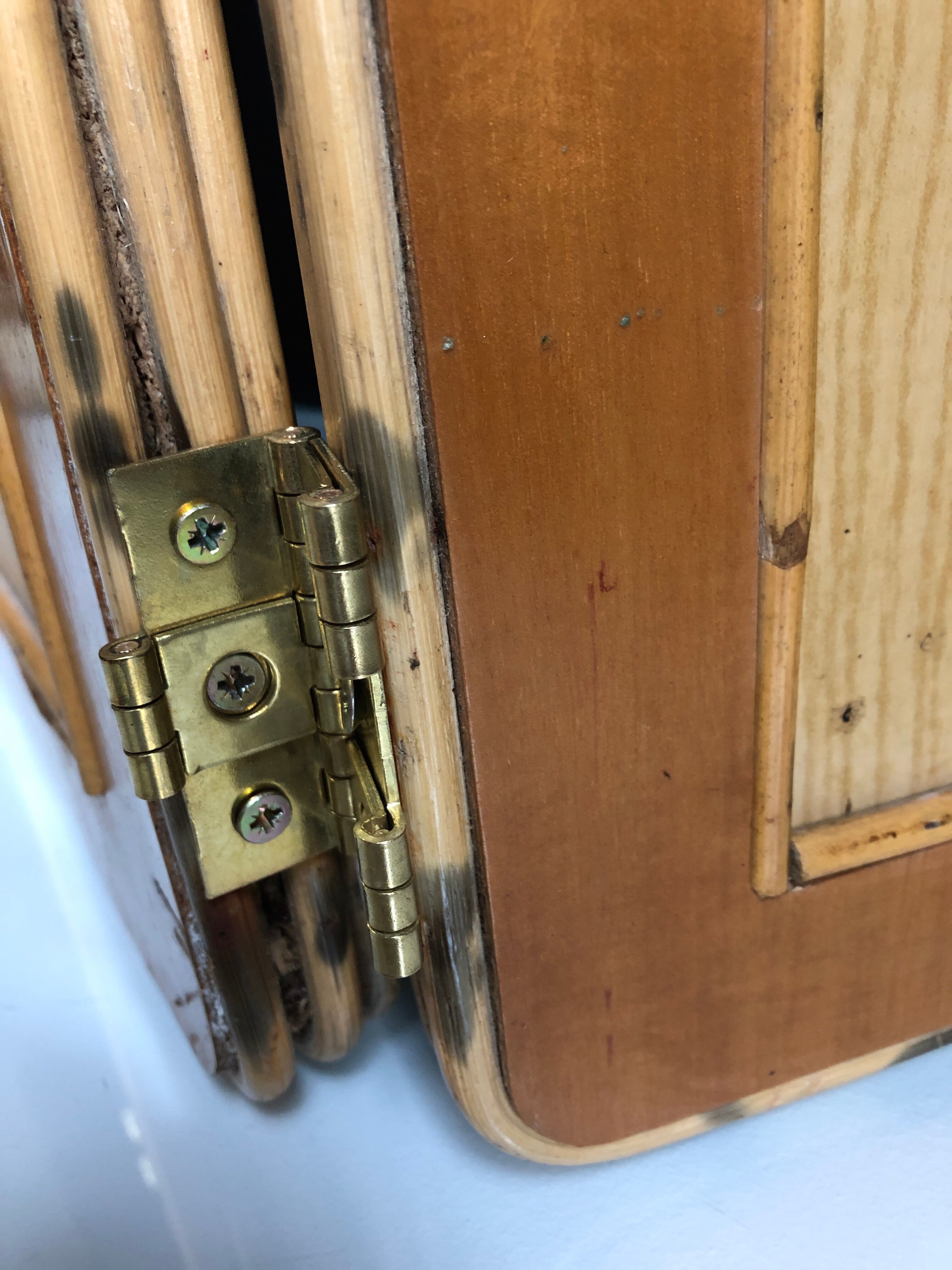 Triptych rattan mirror 85x70cm