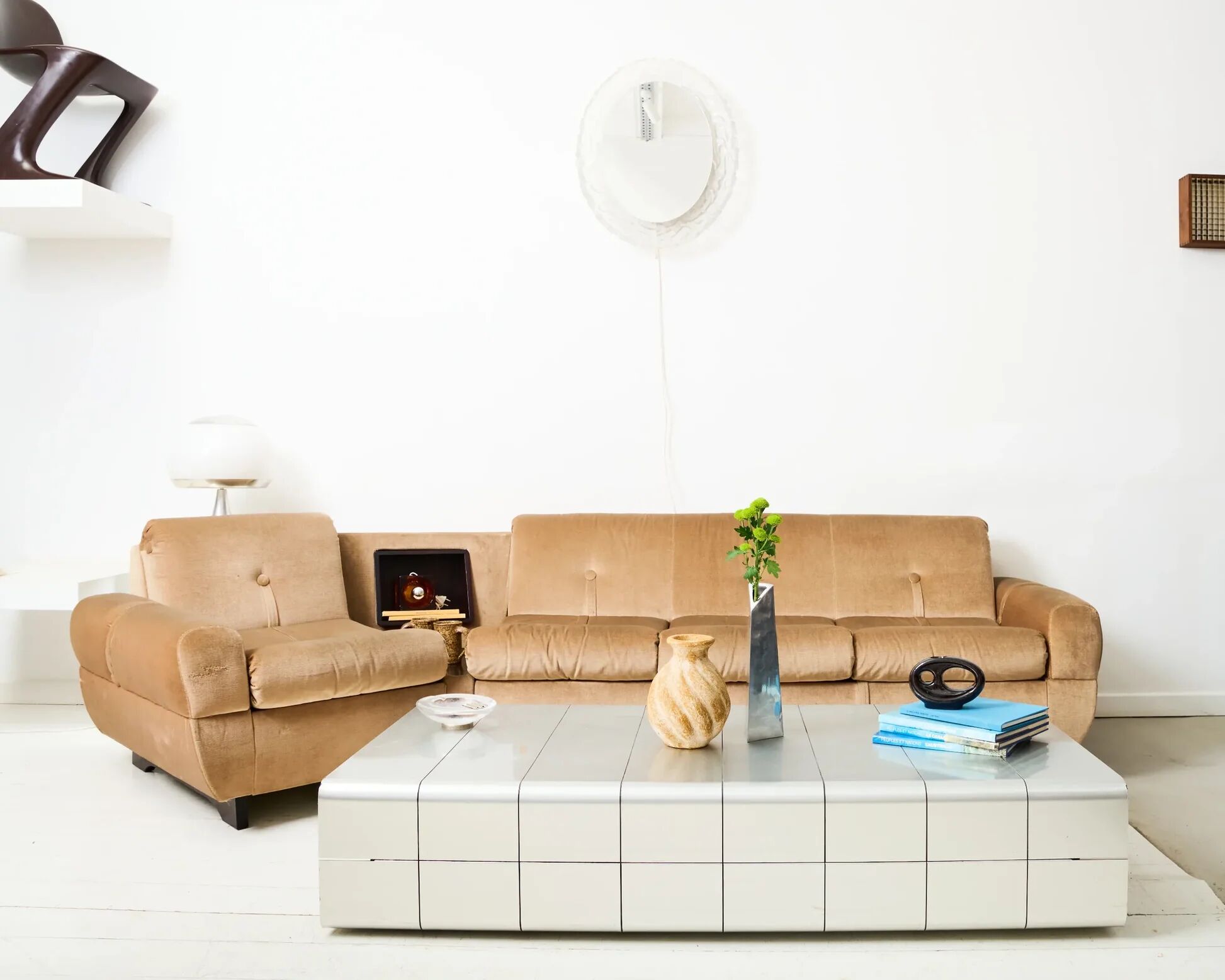 Space Age corner sofa, Italy, 1960s