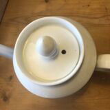Blznche porcelain teapot