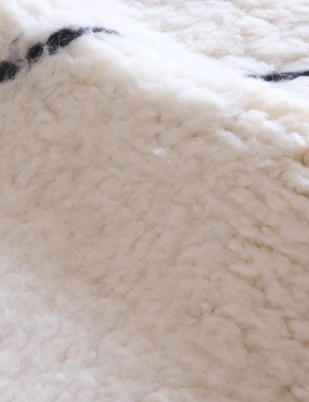 Beni Ourain rug - 277 x 252 cm