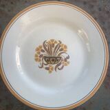 8 flat plates, Carnation model, art deco, CREIL ET MONTEREAU, floral pattern, old