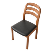 Dyrlund dining chair teakwood