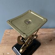 Ancien pèse lettrés Columbus Bilatéral sur pied dans sa boîte d’origine