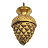 Ornement d'ameublement en forme de pomme de pin en bronze