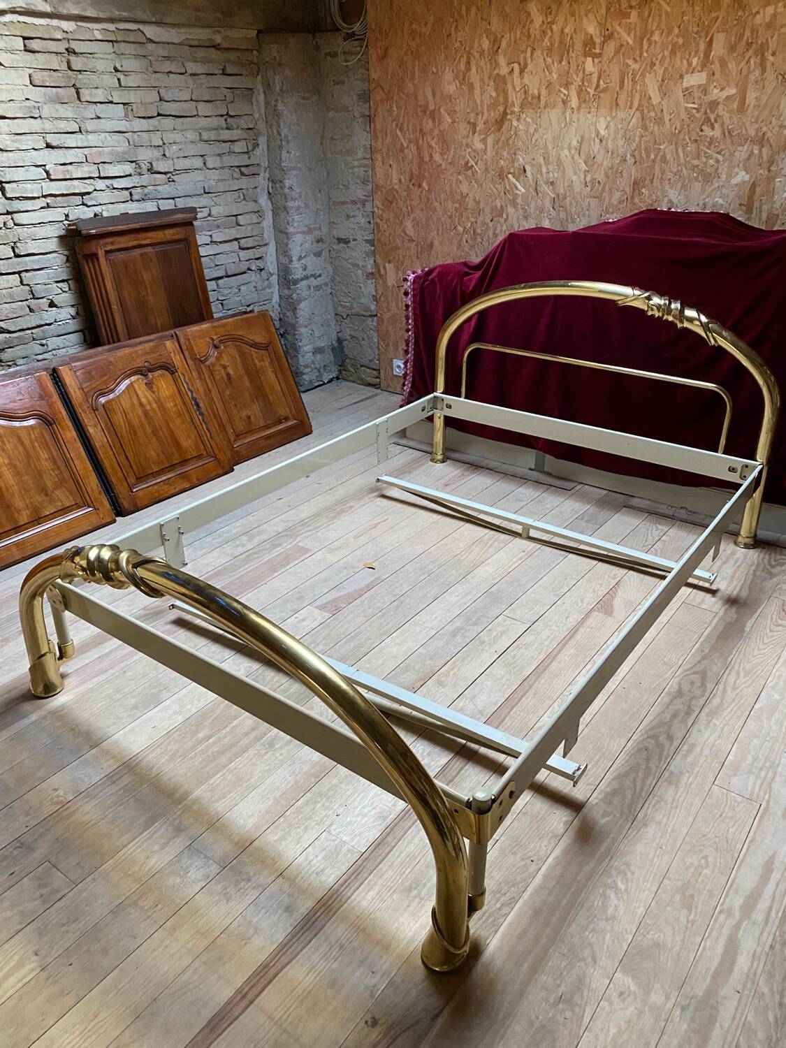 Brass bed Lipparini Design 1970