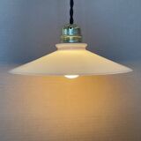 Old opaline suspension D21cm